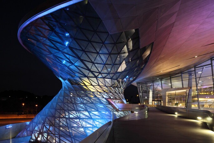 Servicekraft Ausgabe (w/m/d) BMW Welt, 1. Bild